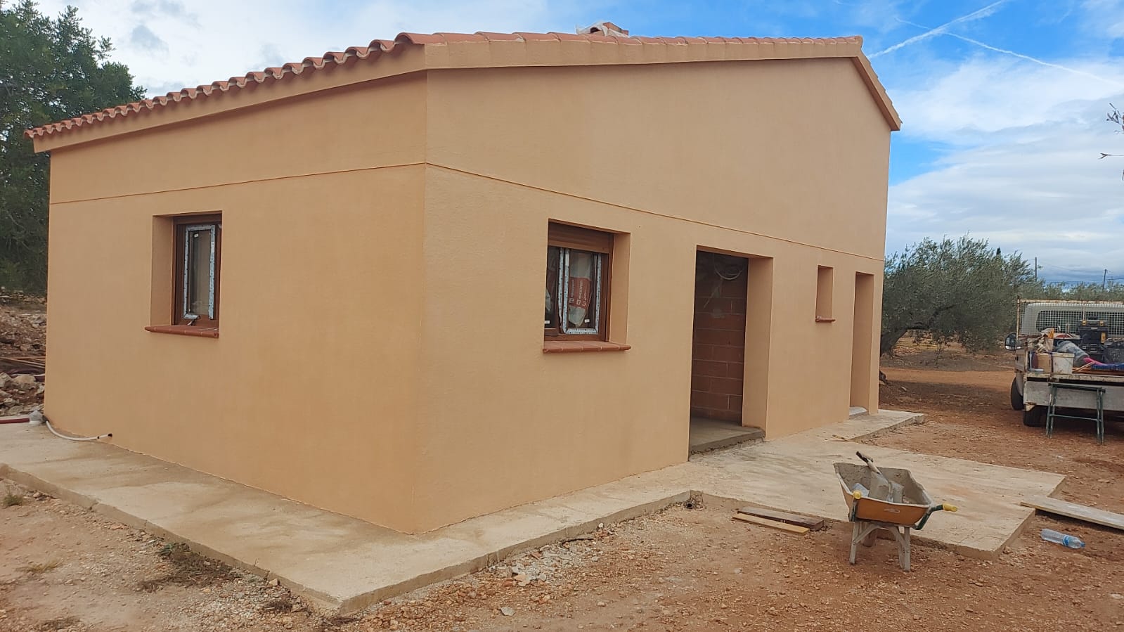 Masía de obra nueva